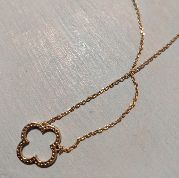 Clover and cubic zirconia necklace - Picture 3 of 4